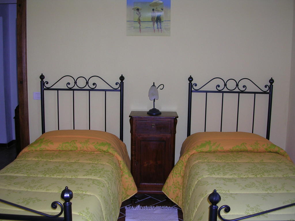 Giannetti Bed & Breakfast Poggio alle Mura Стая снимка