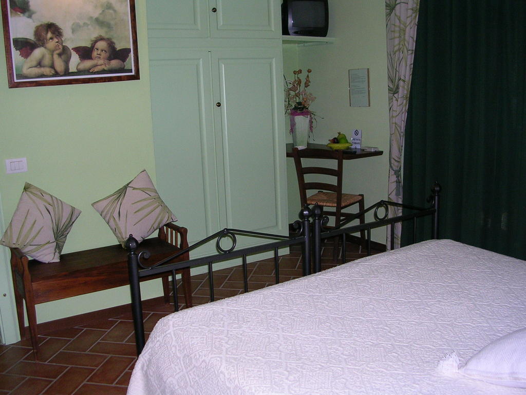 Giannetti Bed & Breakfast Poggio alle Mura Стая снимка